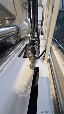 Wtryskarka BATTENFELD TM 400-3400