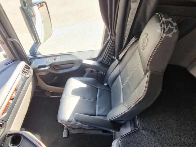 Padrão-SZM Scania 530S V8 NGS Highline 4x2 - Full spec - Retarder...