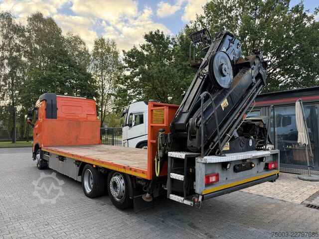 Gru montata su autocarro Volvo FH420 6X2*4 Kran Hiab 166-4