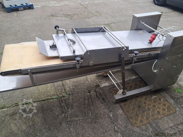 Ekmek uzatma makinesi Seewer Rondo