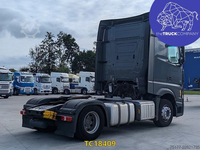 Standard SZM Mercedes-Benz Actros 1851
