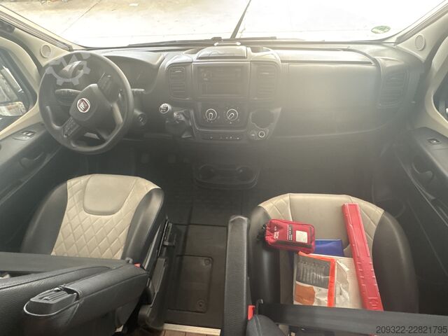 Autocaravana Fiat Ducato Weinsberg Carabus 2023 | Manuale | Tetto a soffietto