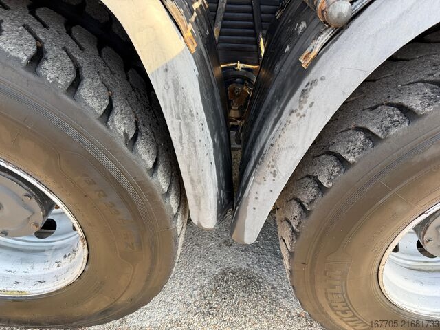 Camión hormigonera Iveco TRAKKER 500