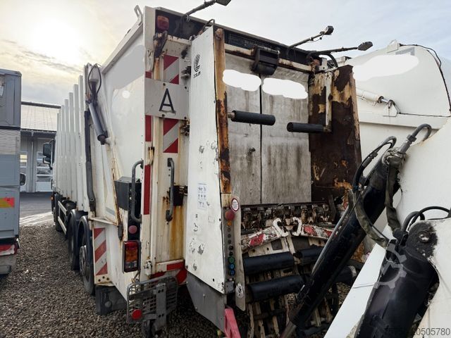 Sopbil MERCEDES-BENZ Actros 2532 6x2 MP3 Faun Power Press 524