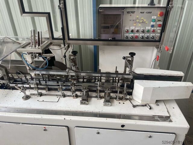 Máquina de embalagem Volpak Pak 1300 – Encartonneuse horizontale