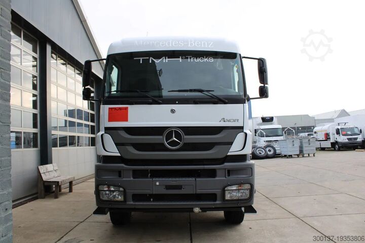 Sklápač Mercedes-Benz Axor 3344 K 6x4 Tipper Truck