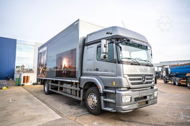 Box body MERCEDES AXOR 1824 L - 132 150 KM