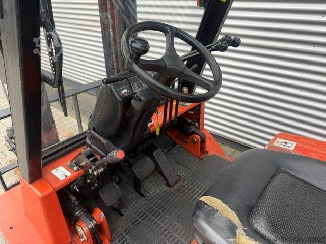 Diesel gaffeltrucks Nissan F04D40Q