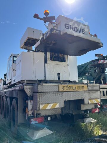 żuraw samojezdny GROVE GMK 5130-2