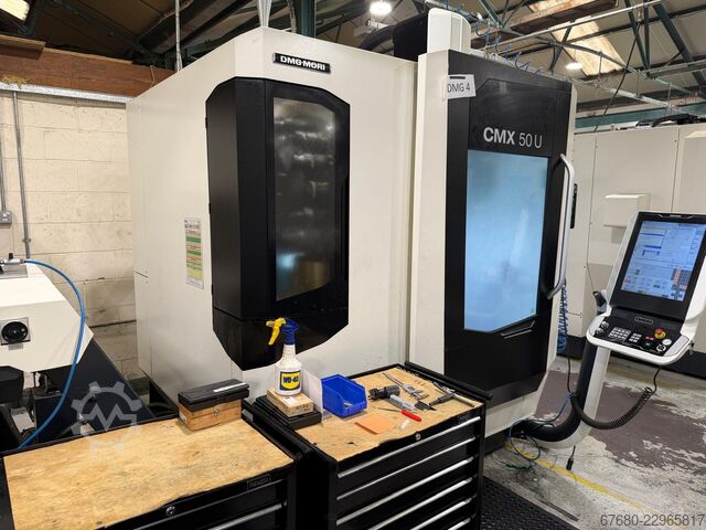 Centro de mecanizado universal de 5 ejes DMG MORI CMX 50U