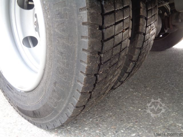 Kombiniran vozilo s ponjavo MERCEDES-BENZ Atego 818 Klima Stand Hzg. TÜV Neu