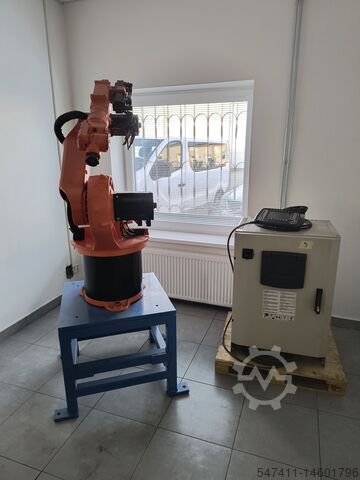 産業用ロボット KUKA KR 6, KRC1, Floor