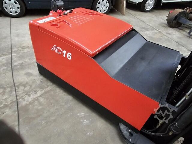 HELI CDD 16 | ELEKTRISK | 1600 KG.| HØJDE 4,50 MTR |4 STK. HELI CDD 16 | ELECTRIC | 1600 KG.| HEIGHT 4.50 MTR |...