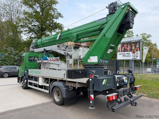 Gru montata su autocarro MERCEDES-BENZ Atego 816 Dachdecker Kran BÖCKER 37/4000 Korb