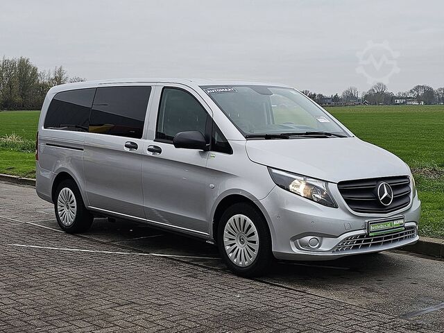 Transport de personnes MERCEDES-BENZ VITO 114 CDI TOURER 2X Airco 9-Persoons!