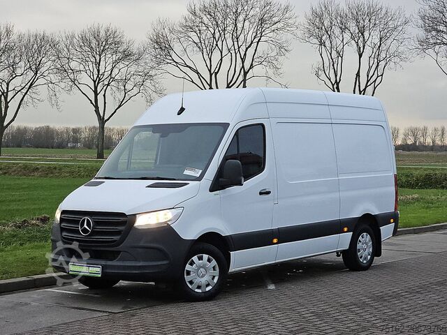 عربة ستيشن واغن ذات سقف مرتفع MERCEDES-BENZ SPRINTER 311 L2H2 RWD Airco Euro6