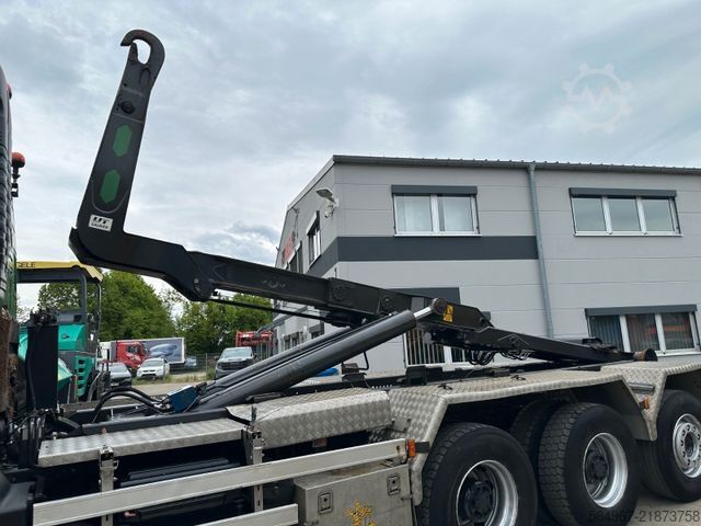 Kamion me krah të lëvizshëm për kontejnerë VOLVO FH 480 Abrollkipper Lenkachse Retarder