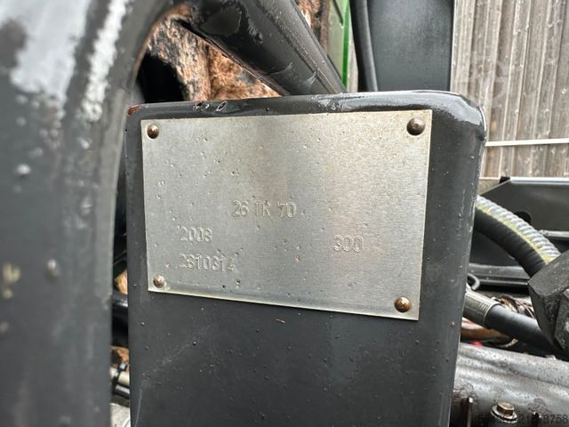 Kamion me krah të lëvizshëm për kontejnerë VOLVO FH 480 Abrollkipper Lenkachse Retarder
