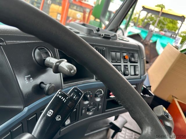 Kamion me krah të lëvizshëm për kontejnerë VOLVO FH 480 Abrollkipper Lenkachse Retarder