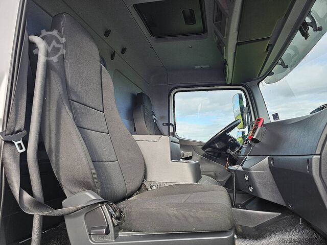 MERCEDES-BENZ ATEGO 1324 박스 트럭, 테일리프트 포함! MERCEDES-BENZ ATEGO 1324 Bakwagen Laadklep!