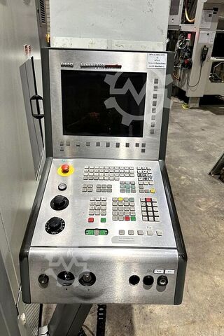 Centru de prelucrare - vertical Deckel Maho DMC64V linear
