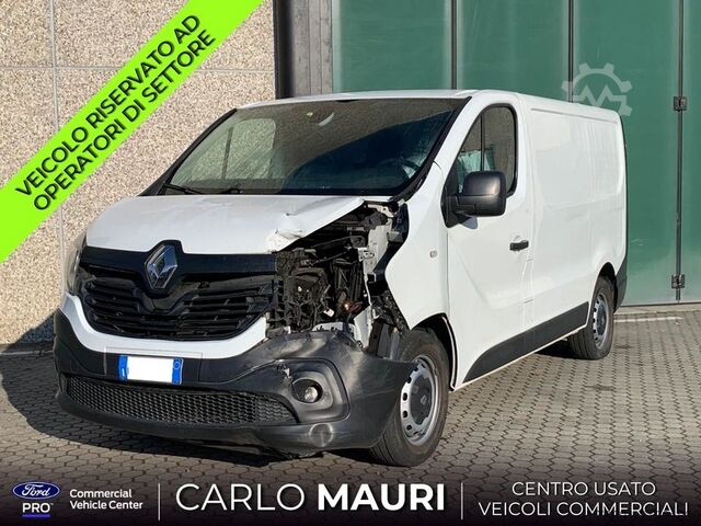 Furgão de teto alto Renault Trafic Van