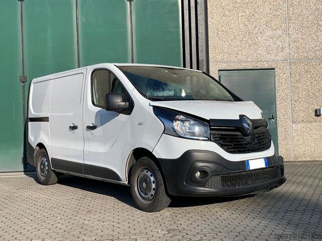 Furgão de teto alto Renault Trafic Van