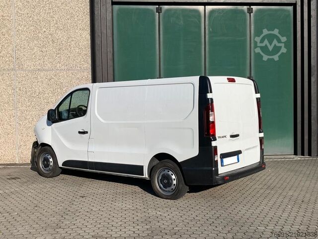 Furgão de teto alto Renault Trafic Van