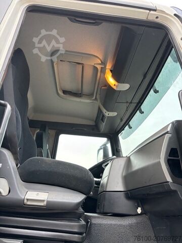 Wywrotka trójstronna MAN TGS 33.440 Kipper+HMF 1820-4