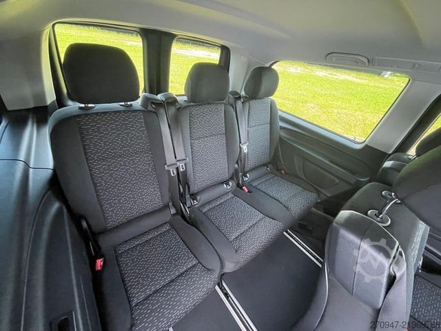 मिनिबस MERCEDES-BENZ Vito 119 Tourer PRO 4x4 lang DISTRON STANDH PDC