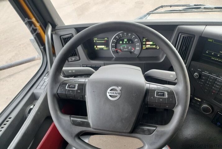 Xe tải push Volvo FMX 520
