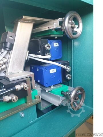 Vertikale Schaumstoffschneidemaschine Hyma NSL