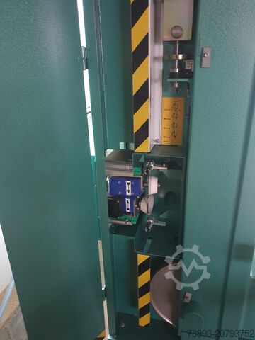 מכונת חיתוך אנכית לספוג Hyma NSL