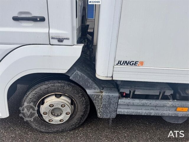 স্যুটকেস Mercedes-Benz Atego 823 box truck with refrigeration/freezer uni