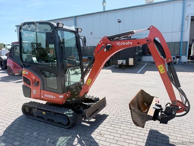 Minibagger KUBOTA Kubota KX 019-4 Minibagger mit Anhänger
