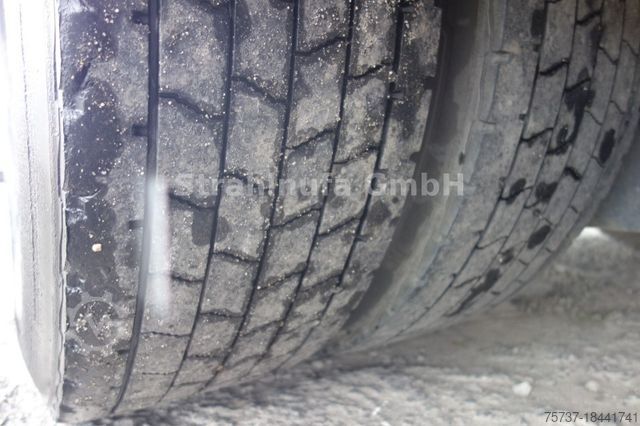 Kamion s sandukom MERCEDES-BENZ 1843 L Antos Koffer + LBW