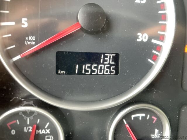 Plataforma aérea sobre camión MAN TGS 26.320 6x2-2 BL with Oil Steel Eagle 3526 (35m)