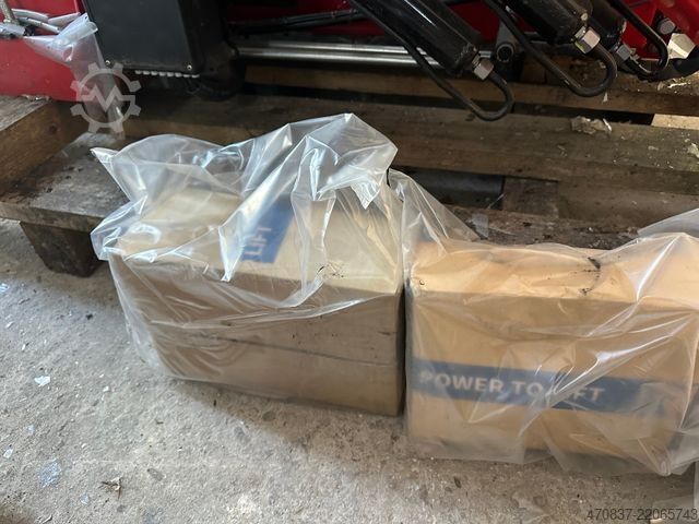 Грузовик специального назначения  HMF KRAN 340K-RC / 3 x Ausschub / Funk **NEU**