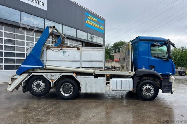 Camión volquete MERCEDES-BENZ Arocs 2543 6x2 Nencki 26T AHK