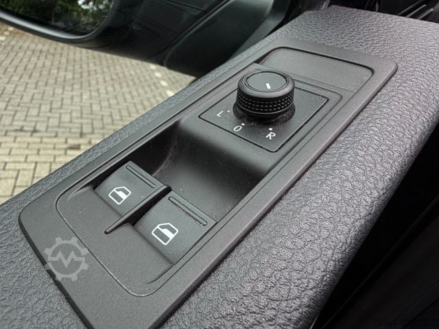 Minibus VOLKSWAGEN T6 Kombi 2.0 Tdi Lang L2 Klima 9Sitze Schiebetür