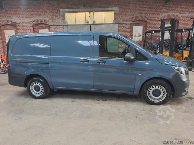 Fourgon tôlé MERCEDES-BENZ Vito Kasten 110  Kamera Tempom. Klima Tüv neu E6