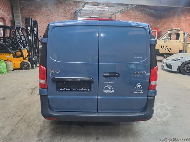 Fourgon tôlé MERCEDES-BENZ Vito Kasten 110  Kamera Tempom. Klima Tüv neu E6