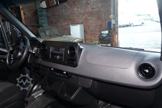 Fourgon surélevé MERCEDES-BENZ eSprinter Kasten 312 L2 terie Klima