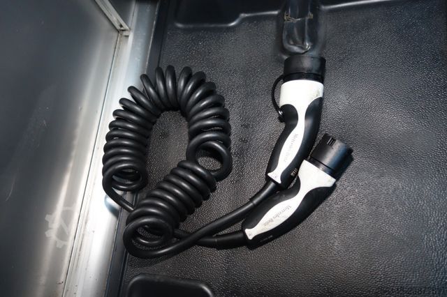 Fourgon surélevé MERCEDES-BENZ eSprinter Kasten 312 L2 terie Klima