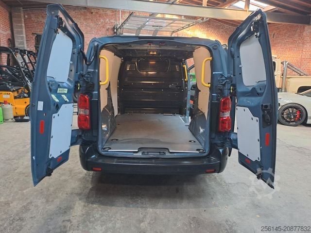 Minibús CITROEN Jumpy Kasten L3 H1 Tüv Klima Euro6 Navi Kamera