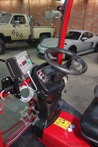 Sonstige  Gianni Ferrari PG280 4x4 Inkl vieler Anbaugeräte