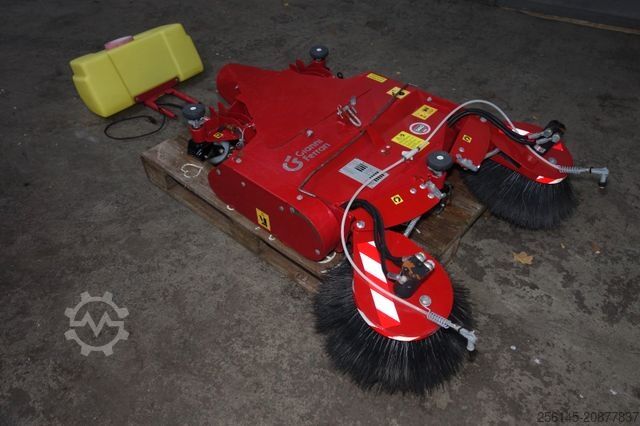 Sonstige  Gianni Ferrari PG280 4x4 Inkl vieler Anbaugeräte
