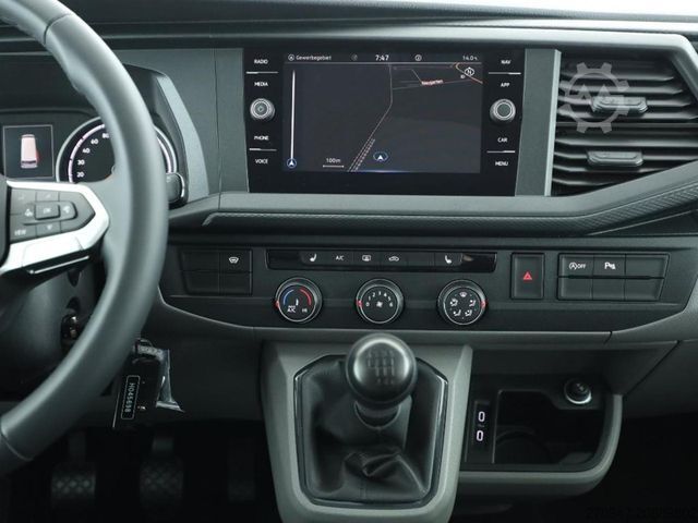 Kleinbus VOLKSWAGEN T6.1 Transporter Kombi KR LED STANDHZ ACC NAVI