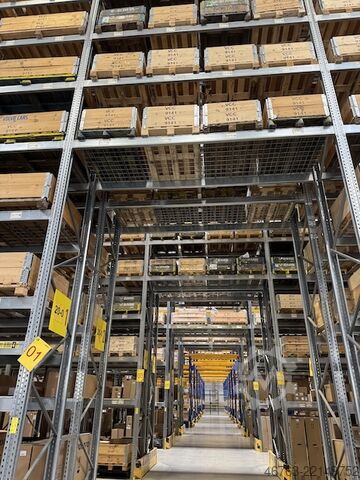 Magazzino a grande altezza Dexion Speedlock P90