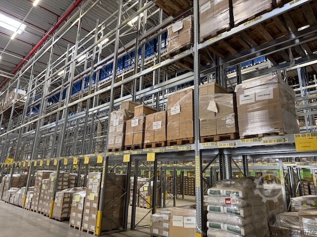 Magazzino a grande altezza Dexion Speedlock P90